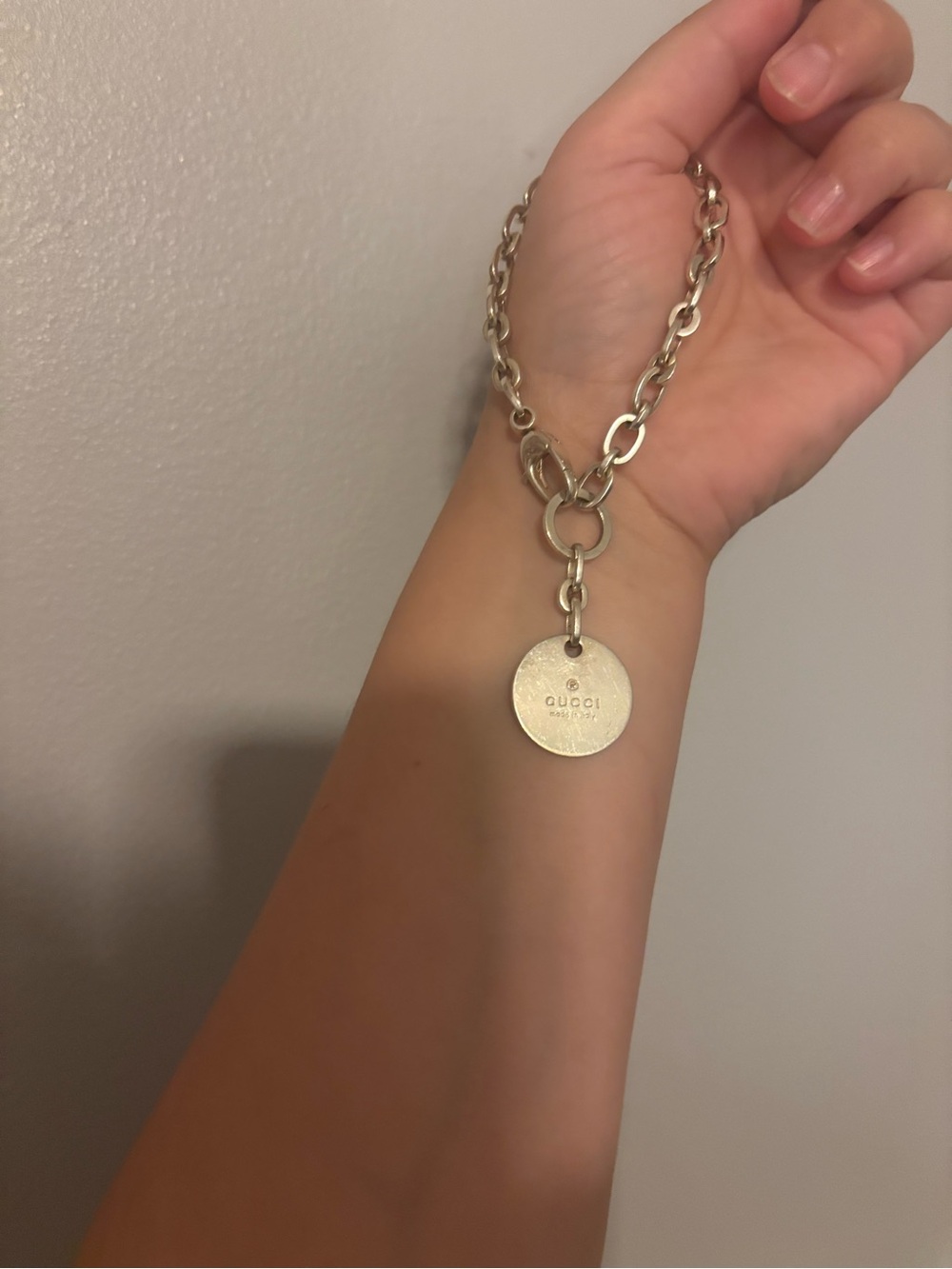 Gucci Silver Link Chain Bracelet with Disc Charm - Silver
